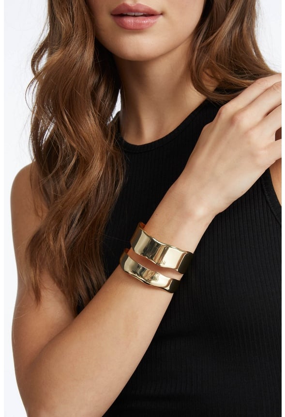 Rea Adjustable Smooth Metal Wave Effect Cuff Gold