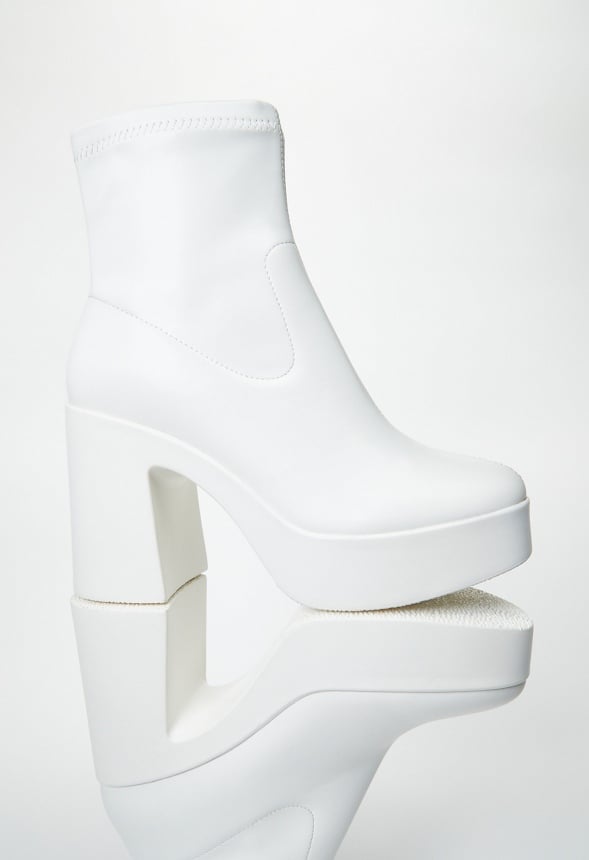 Pegah Block Heeled Ankle Boot Bright White