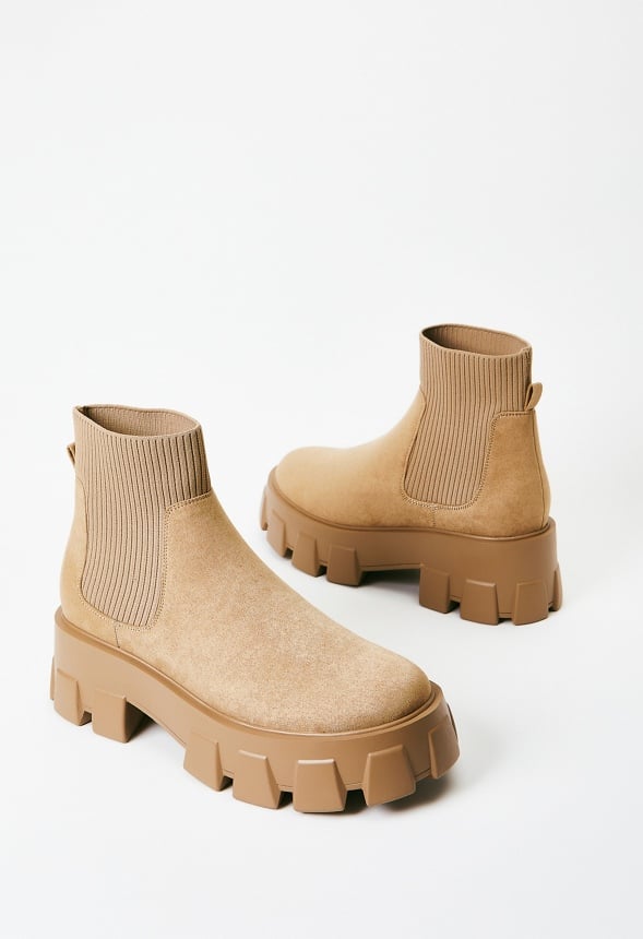 Arden Lug Sole Ankle Boot Sand