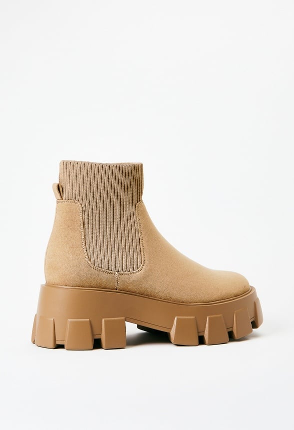 Arden Lug Sole Ankle Boot Sand