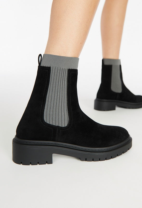 Daiya Chelsea Ankle Boot Black/ Magnet