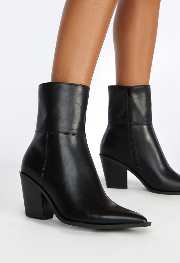 Peyton Block Heeled Bootie Black
