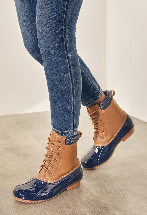 Evi Duck Boot Tan