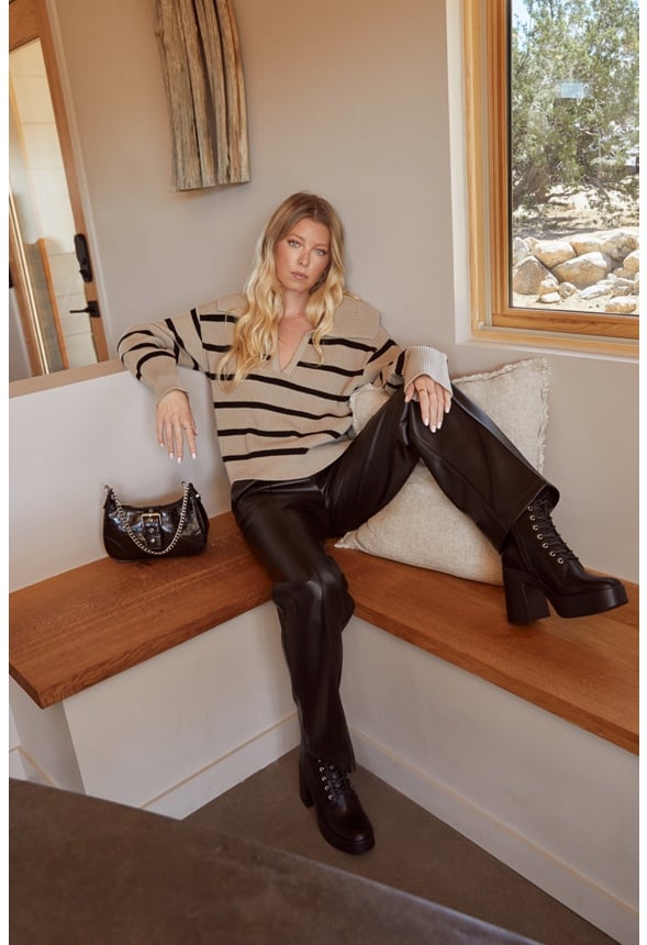 Bell Collar Long Sleeve Sweater Taupe/ Black Caviar