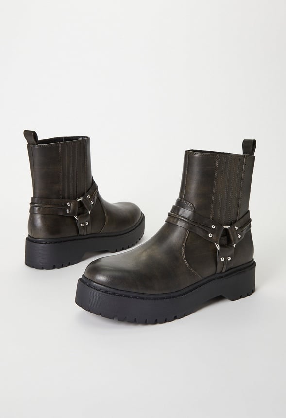 Beckett Chelsea Ankle Boot Distressed Black