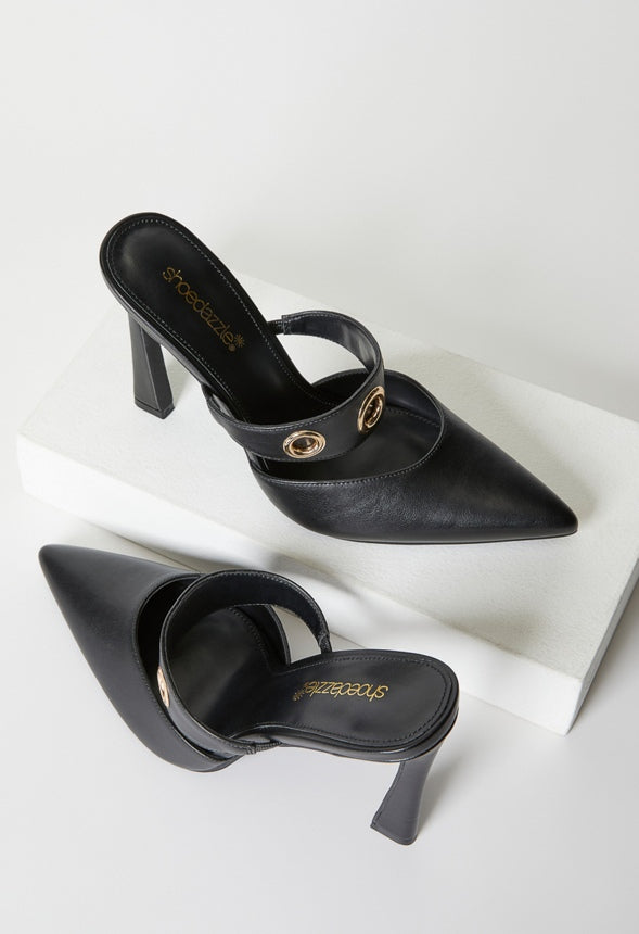 Whit Pointed Toe Pump Black