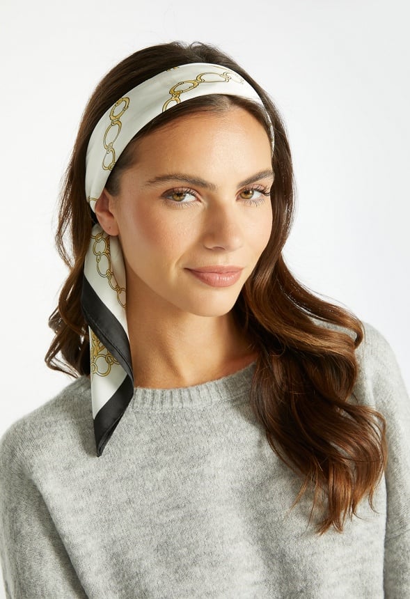 Wave Gold Chain Print Silk Like Scarf Cream/ Gold/ Fabric