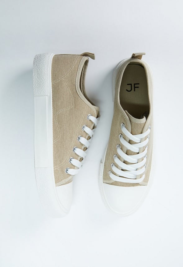 Jeymi Low Top Trainers Off White