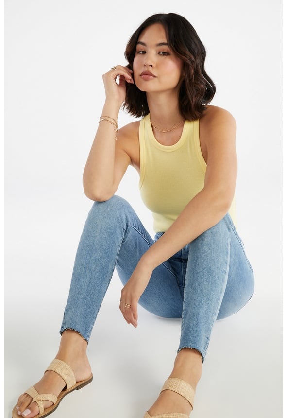 Lauren High-Waisted Curvy Tummy Tamer Jeans Issue