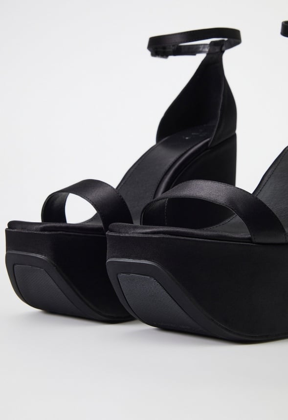 Solange Wedge Sandal Black